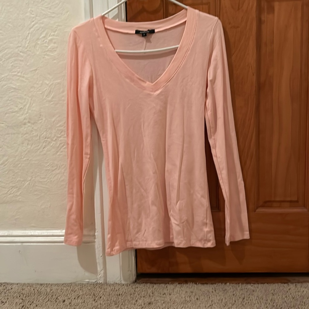 Pink v neck long sleeve shirt